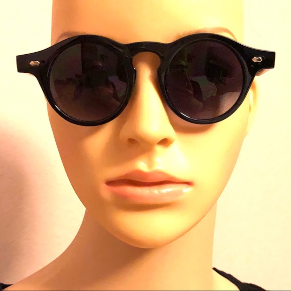 Kiss Accessories - Show stopper Kiss Sunglasses